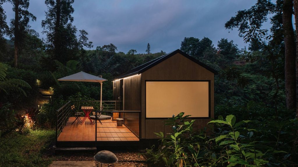Bobocabin Baturraden dekat Curug Tirta Sela