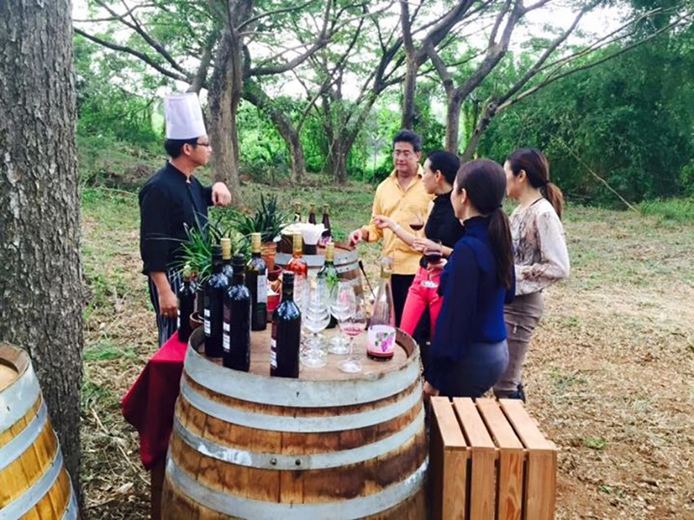 ทัวร์ไร่องุ่นและชิมไวน์เขาใหญ่ พีบี วัลเล่ย์ ที่เที่ยวเขาใหญ่