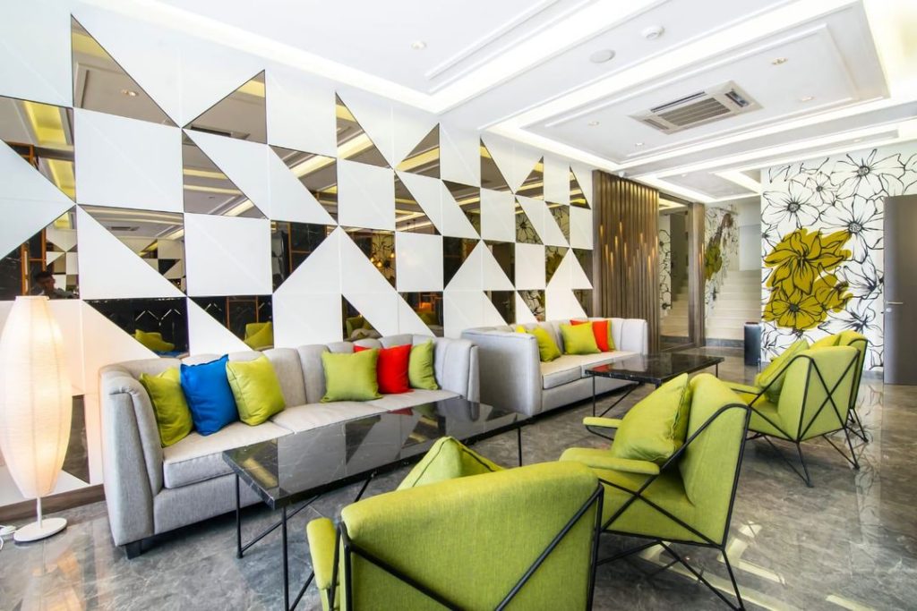 Versa Hotel