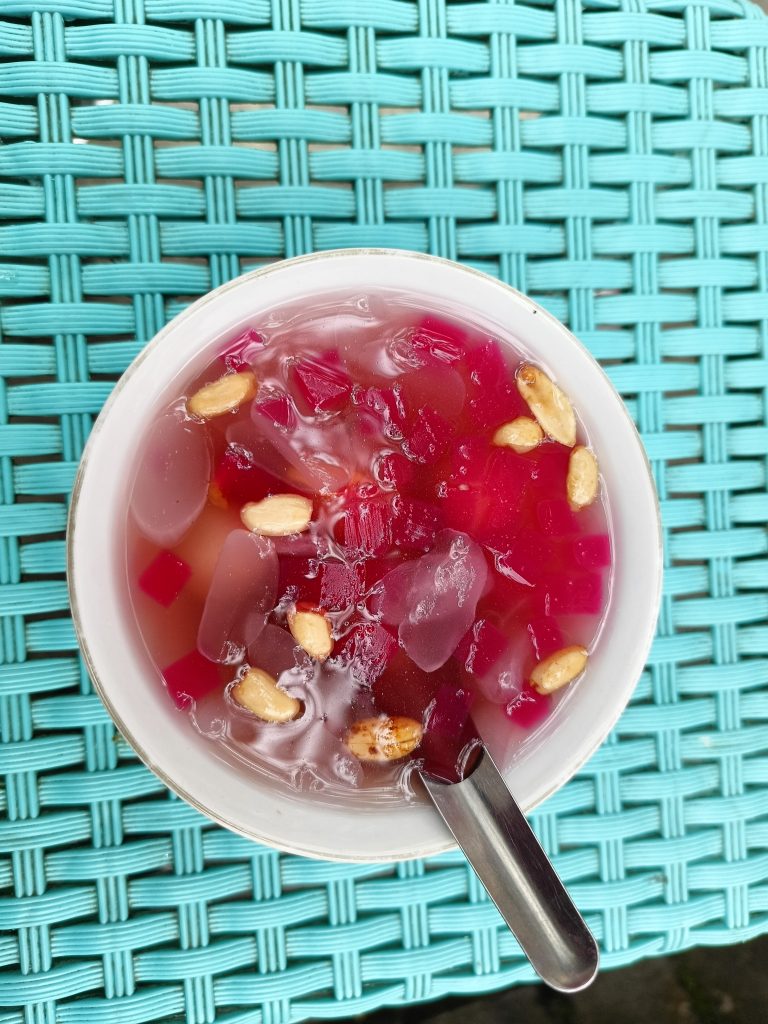 Wedang Ronde minuman khas Surabaya