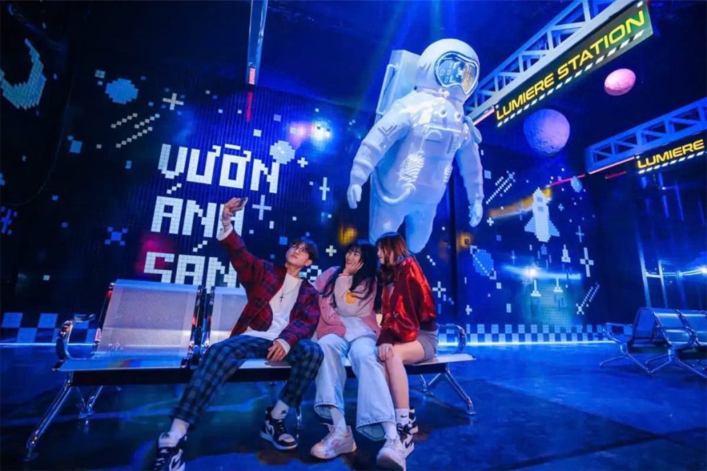 Những bức ảnh nghệ thuật sống động tại Vườn Ánh Sáng Lumiere | Đà Lạt có gì chơi