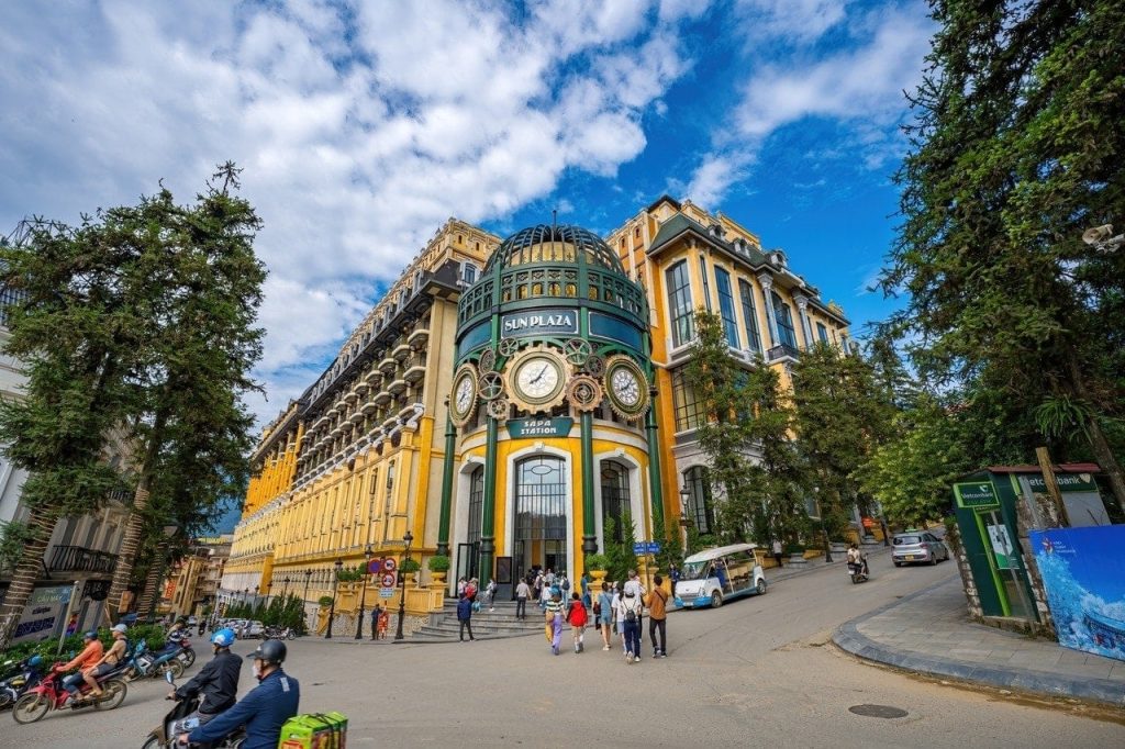 Thành phố Sapa có vô vàn địa điểm tham quan hấp dẫn