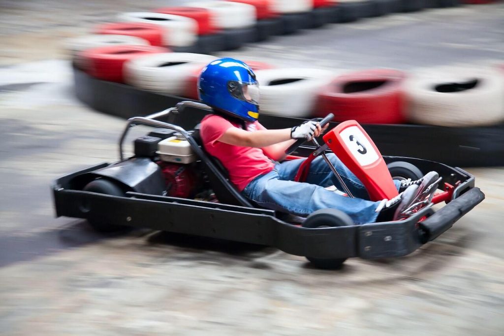 Đua xe Go Kart phù hợp cho nhiều đối tượng người chơi khác nhau