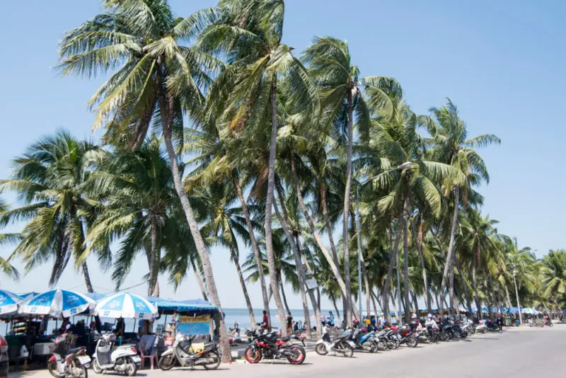 หาดบางแสน - ที่เที่ยวชลบุรี