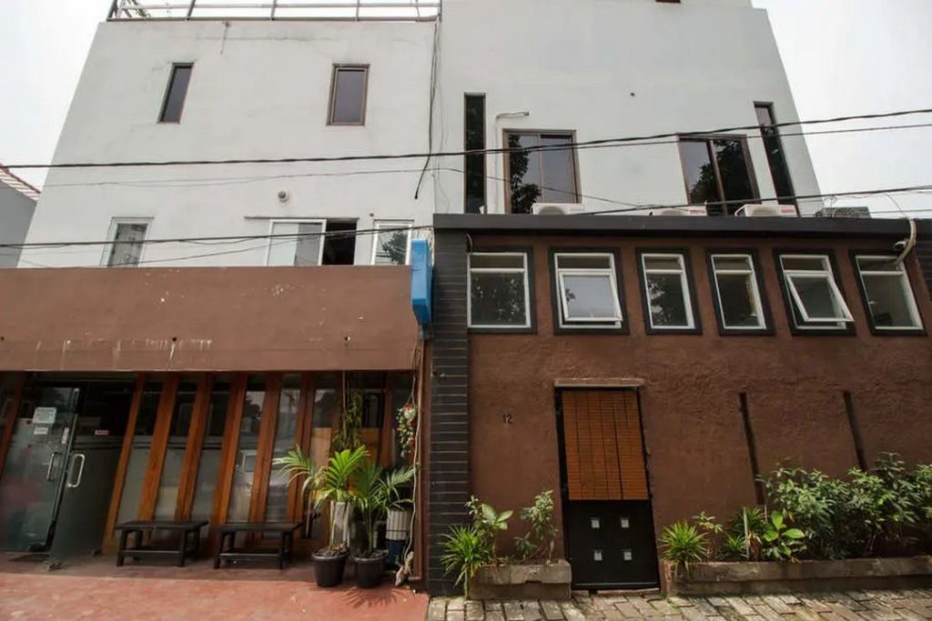  RedDoorz Syariah @ Taman Bendungan Asahan (1 km dari GBK) 