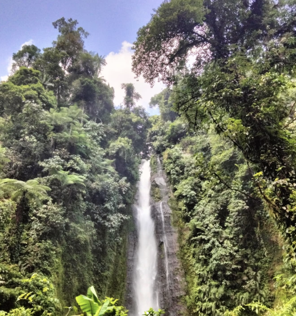 Air Terjun Langkuiik Tinggi
