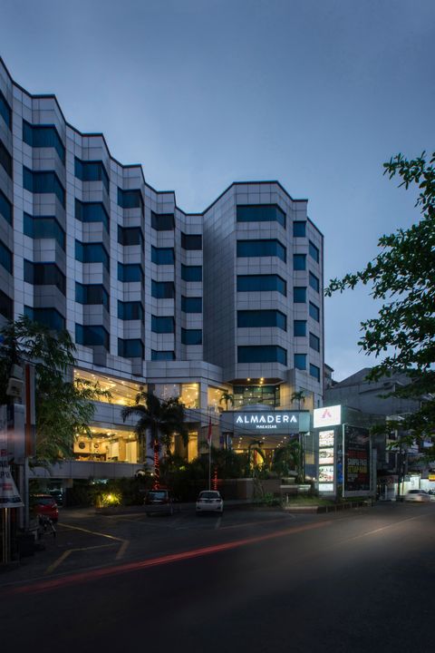 Almadera Hotel Makassar
