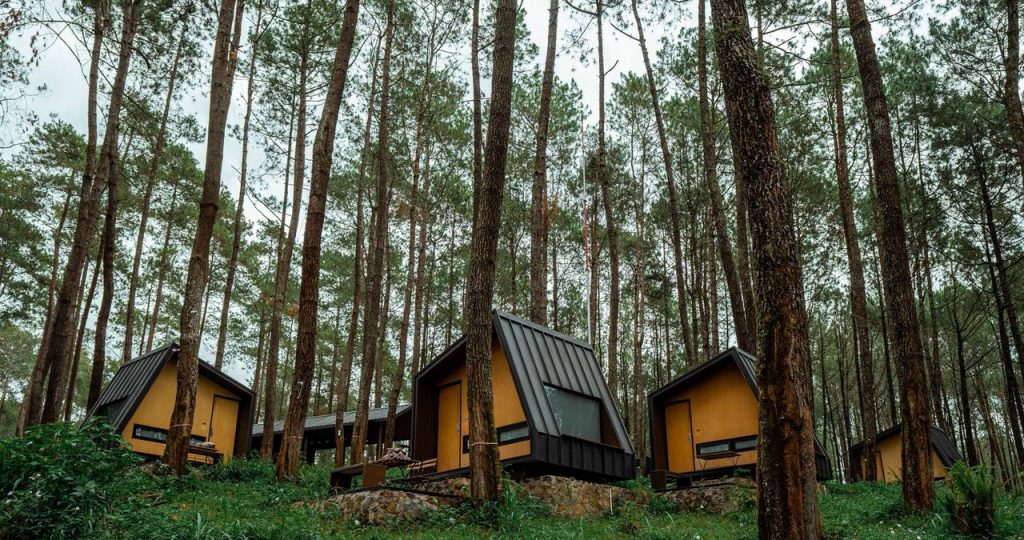 Bobocabin Cikole, Bandung
