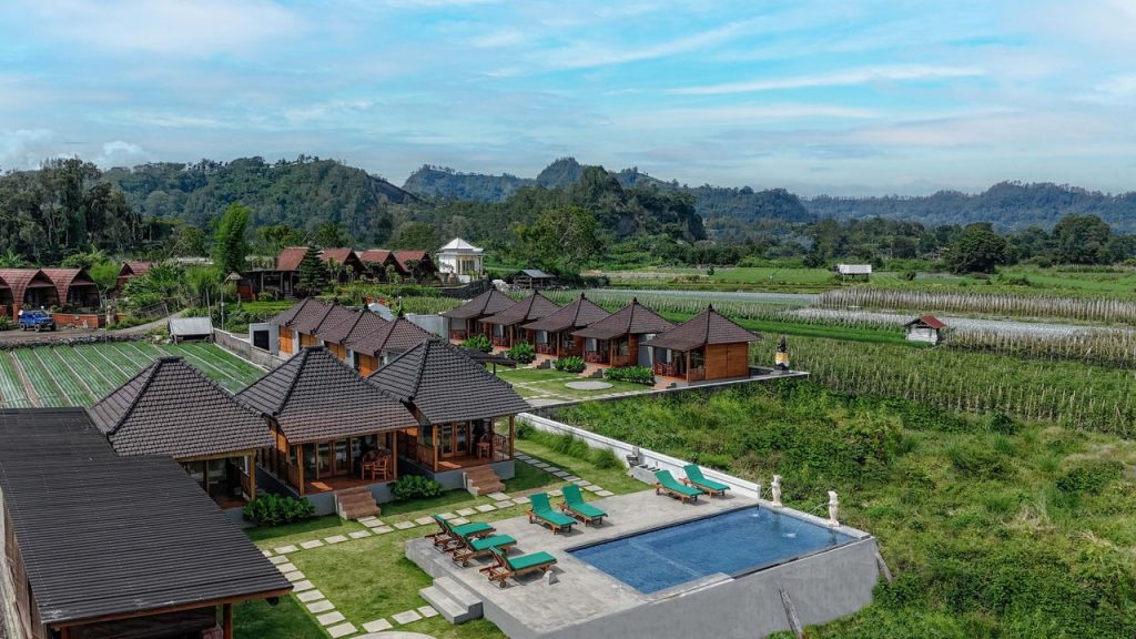 D Sila’s Tepi Danu Villas Kintamani & Natural Hot Spring
