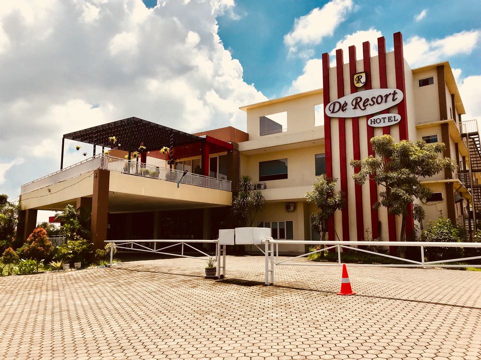 De Resort Hotel
