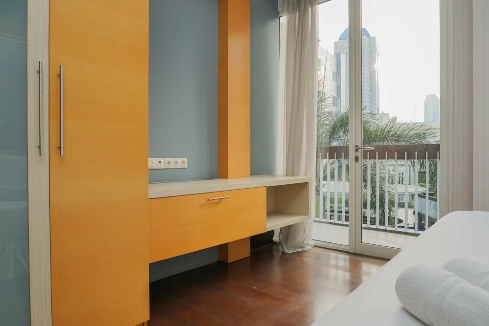 Exclusive and Spacious 3BR Apartment at Pearl Garden

