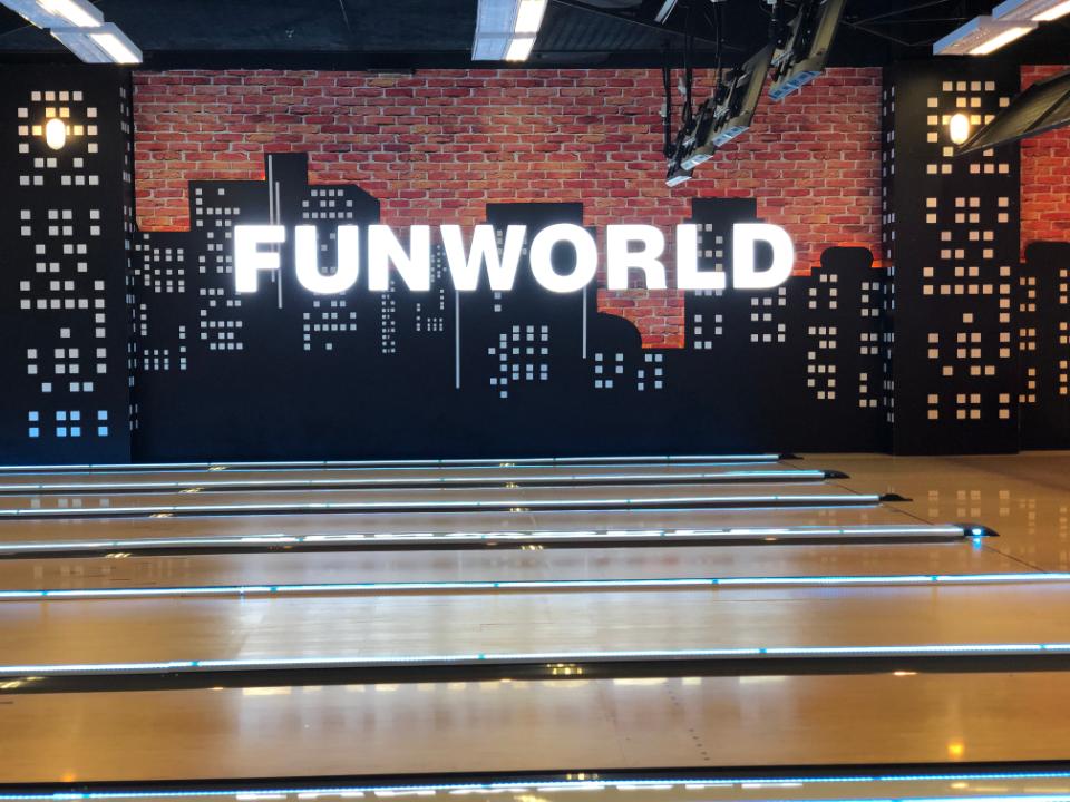 Funworld Queen City Mall