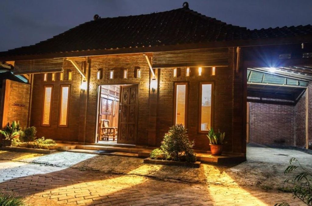 Nice Stay at Homestay Berkah near Borobudur
