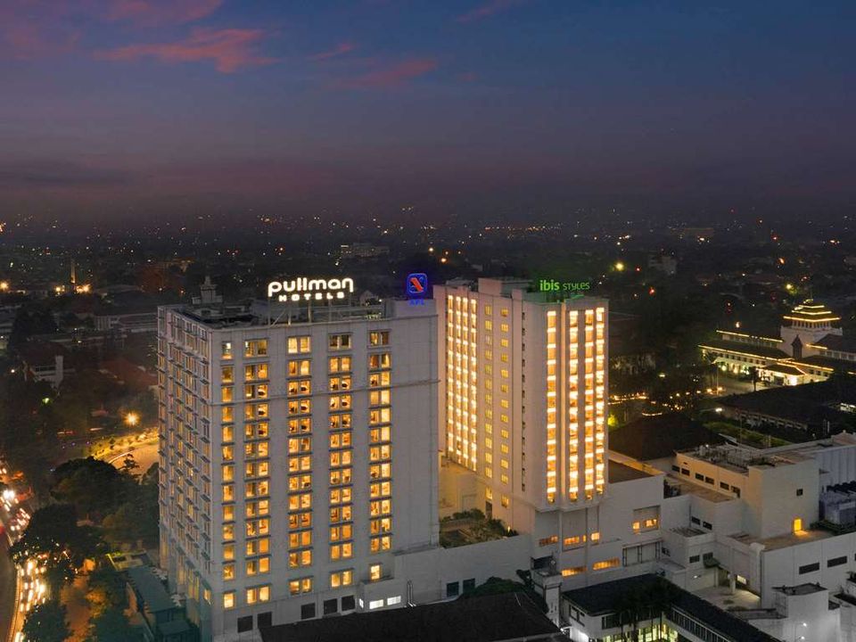 Pullman Bandung Grand Central
