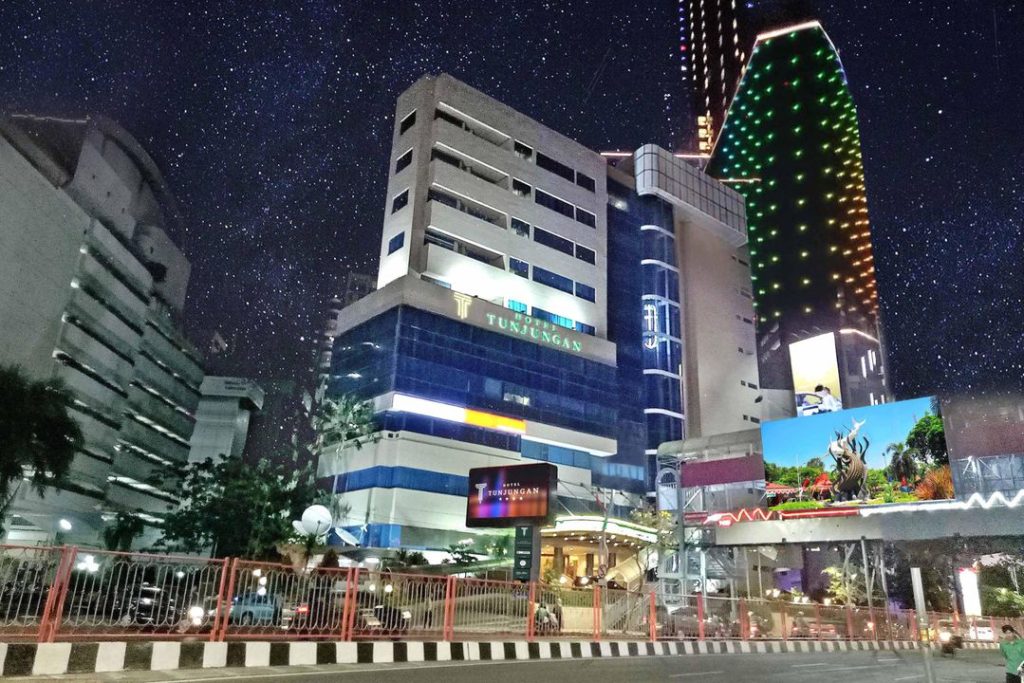 Tunjungan Hotel Surabaya
