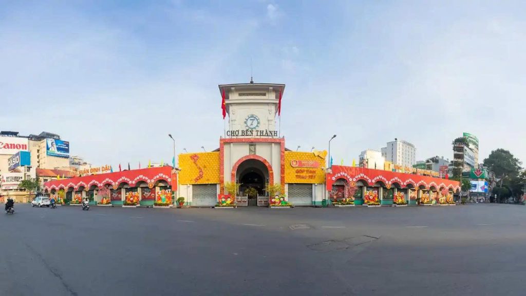 Chợ Bến Thành - chơi gì ở Sài Gòn trong 1 ngày