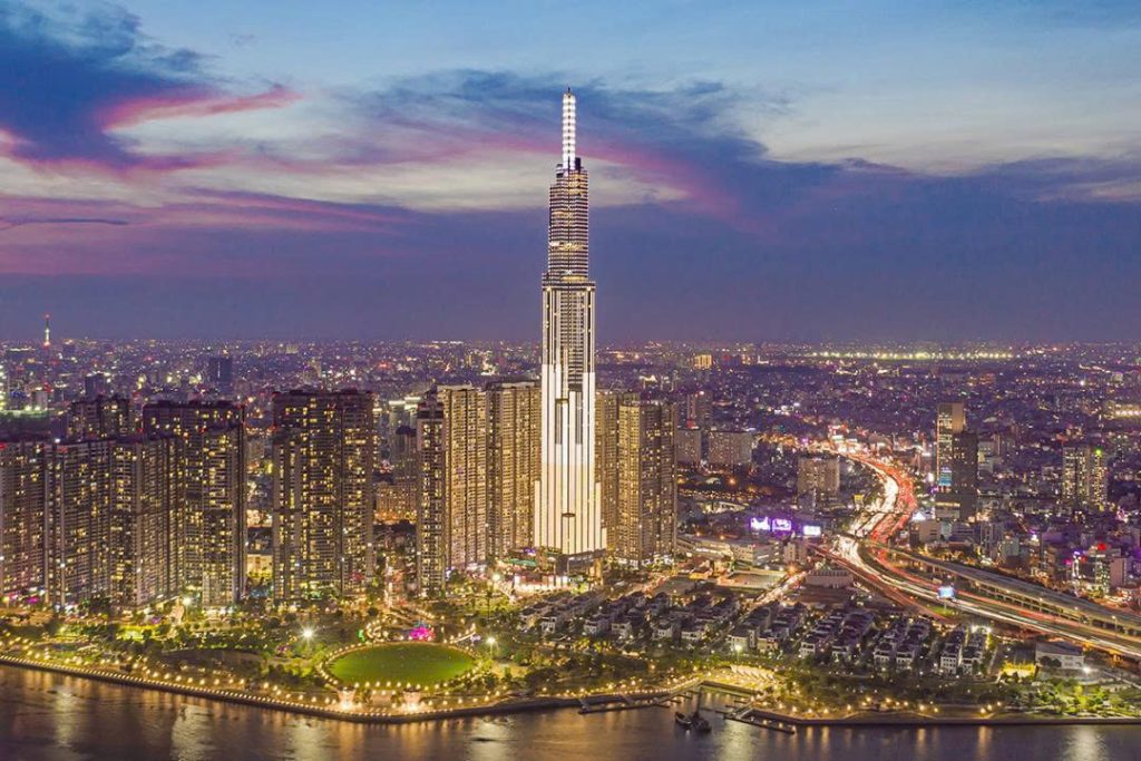 Landmark 81 – tòa nhà cao nhất Việt Nam | Chơi gì ở Sài Gòn trong 1 ngày