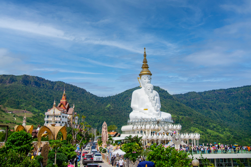 ที่เที่ยวเขาค้อ 2568 วัดพระธาตุผาซ่อนแก้ว