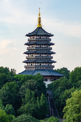 เจดีย์เหลยเฟิง (Leifeng Pagoda)
