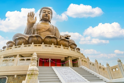 ไหว้พระที่วัดโปหลิน (Po Lin Monastery) และนั่งกระเช้านองปิง 360