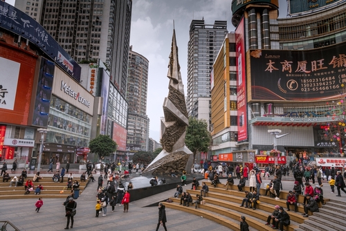 ถนนคนเดินเจียฟางเป่ย (Jiefangbei Pedestrian Street)