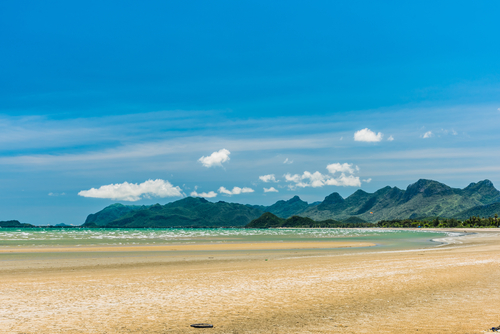 ที่เที่ยวประจวบคีรีขันธ์ หาดเขากะโหลก