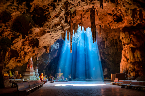 ที่เที่ยวใกล้กรุงเทพ กาญจนบุรี