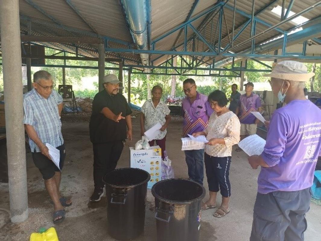 เกษตรบางกล่ำ ติดตามการดำเนินกิจกรรมสนับสนุนการขับเคลื่อนศูนย์จัดการดินปุ๋ยชุมชน (ศดปช.)  สู่ Service Provider ดินปุ๋ยชุมชน