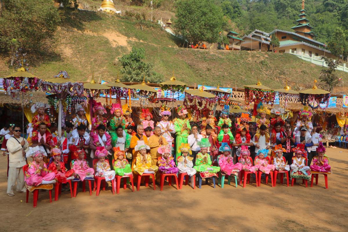 รัฐฉาน-ชายแดนไทย จัดงานปอยส่างลอง สืบสานวัฒนธรรมไทยใหญ่ยิ่งใหญ่