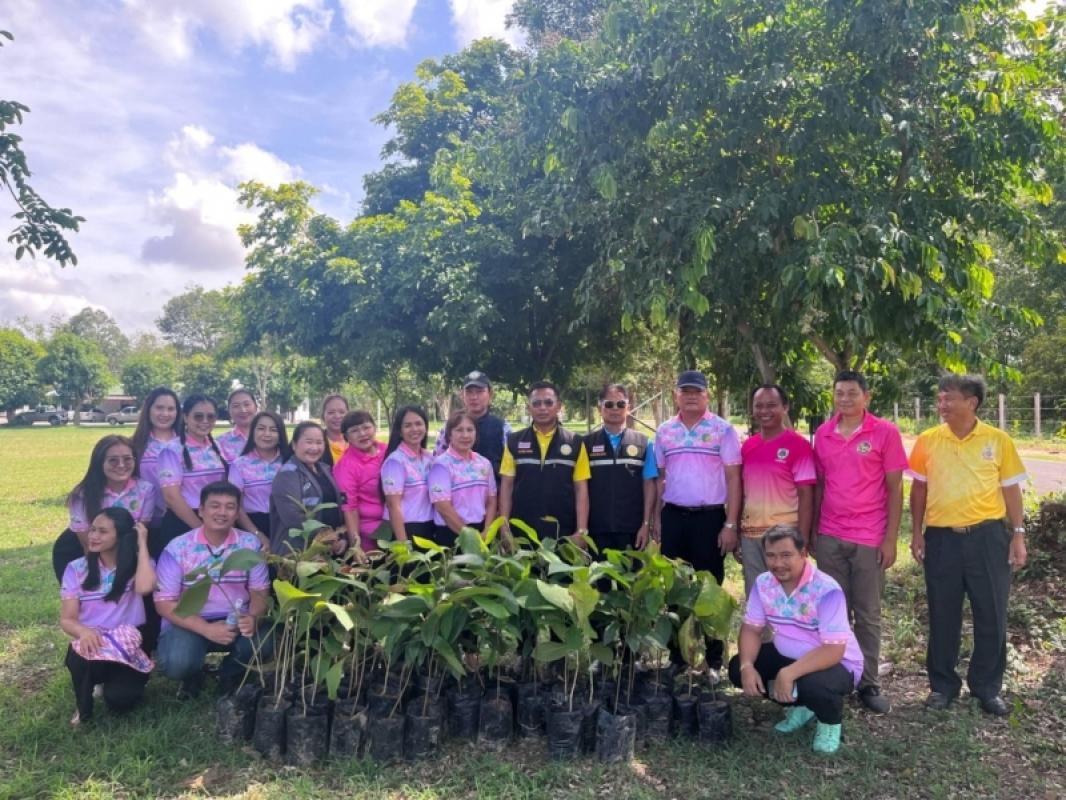 กองทุนสวัสดิการชุมชนตำบลศรีสุข ร่วมกิจกรรมปลูกต้นไม้ เพิ่มพื้นที่สีเขียวแก่ชุมชน