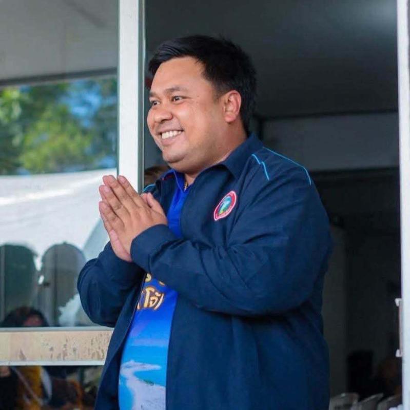 นายก อบต.ใหม่ถอดด้าม อบต.เกาะสาหร่าย