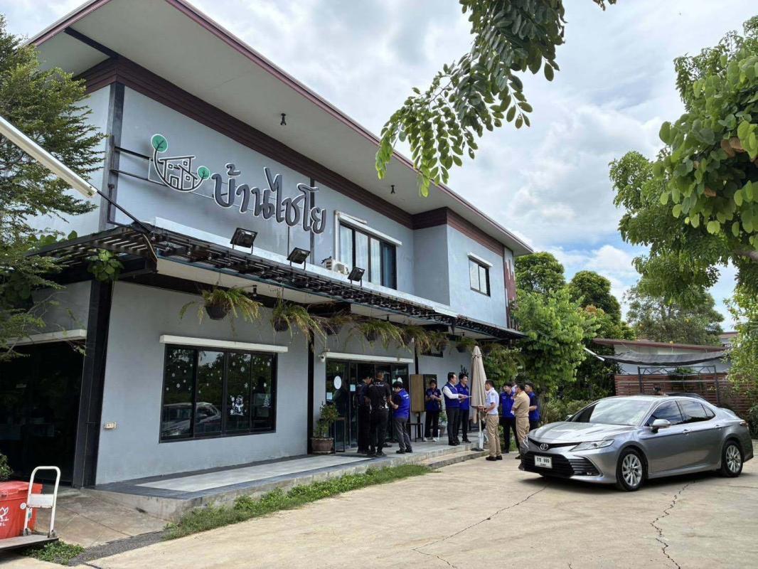 >>> รองผู้ว่าฯ ลงพื้นที่ตรวจสถานประกอบการโรงแรม บ้านไชโย รีสอร์ท เพื่อพิจารณาต่อใบอนุญาตประกอบธุรกิจโรงแรม <<<
