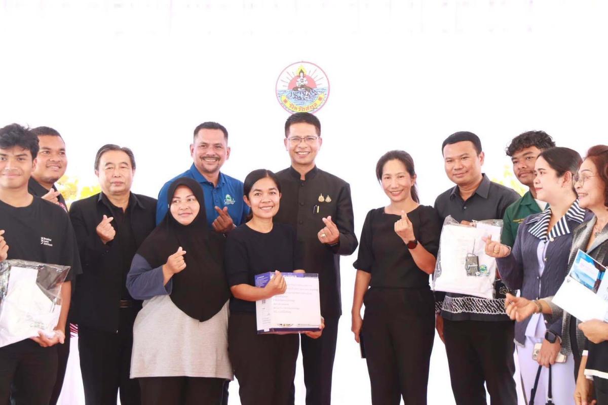 พ่อเมืองสตูลเช็คเรดติ่ง สถิติความสุขคนสตูล