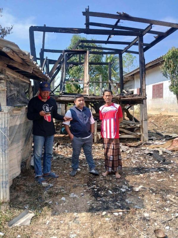 ช่วยเหลือบ้านไฟไหม้