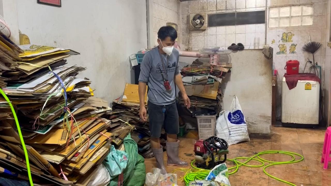 มูลนิธิกระจกเงา เชียงราย ช่วยฟื้นฟูบ้านผู้ประสบภัยชุมชนสะพานไม้หนึ่ง และชุมชนสะพานไม้สอง (ชุมชนบางบัว) กรุงเทพมหานคร