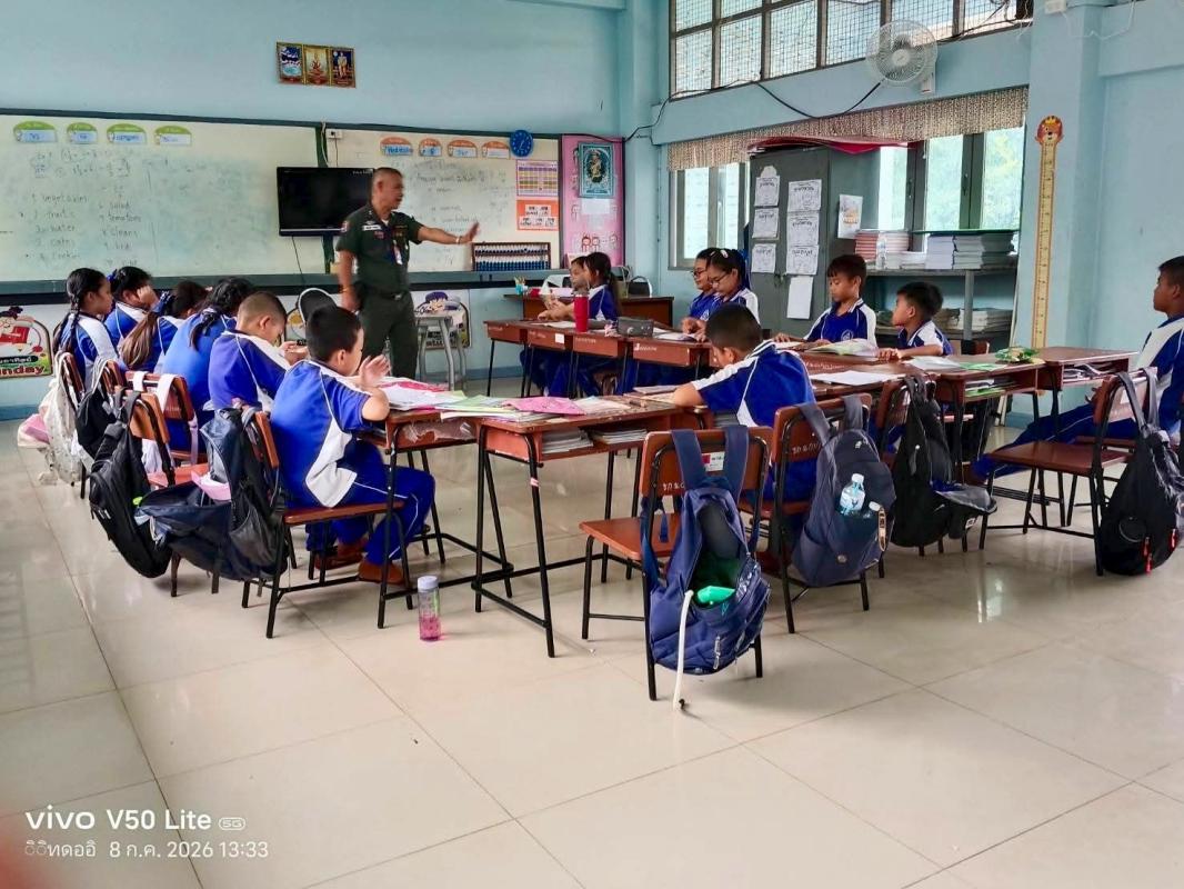 ตชด.๓๑๖ ครู ตำรวจ D.A.R.E. เข้าสอนนักเรียนตามโครงการ การศึกษา เพื่อต่อต้านการใช้ยาเสพติดในนักเรียน (D.A.R.E.  ประเทศไทย)