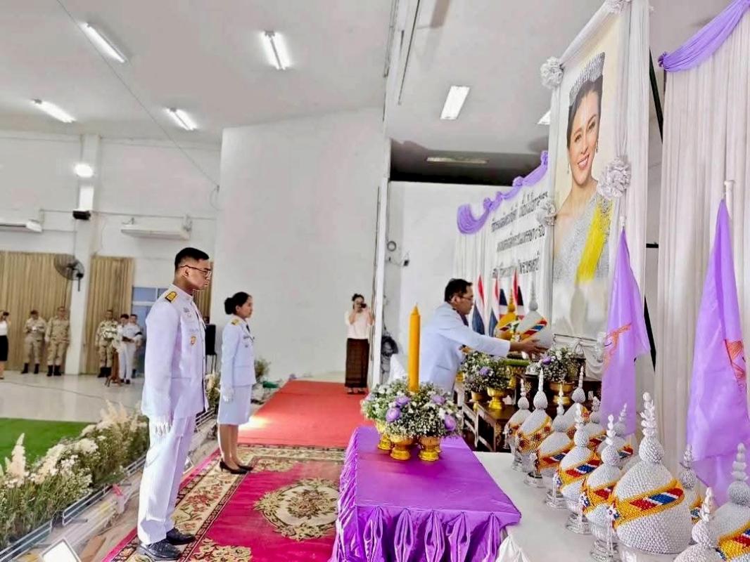 อ.น้ำปาด พิธีถวายเครื่องราชสักการะและวางพานพุ่ม และพิธีจุดเทียนถวายพระพรชัยมงคลเนื่องในโอกาสพระราชพิธีมหามงคลเฉลิมพระชนมพรรษา 4 รอบ สมเด็จพระนางเจ้าฯ พระบรมราชินี 3 มิถุนายน 2569                        