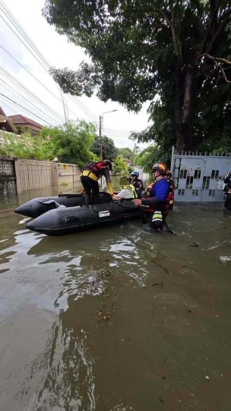 นนทบุรีประกาศเขตภัยพิบัติ 4 อำเภอ กู้ภัยเร่งช่วยเหลือผู้ป่วย และกลุ่มเปราะบางต่อเนื่อง