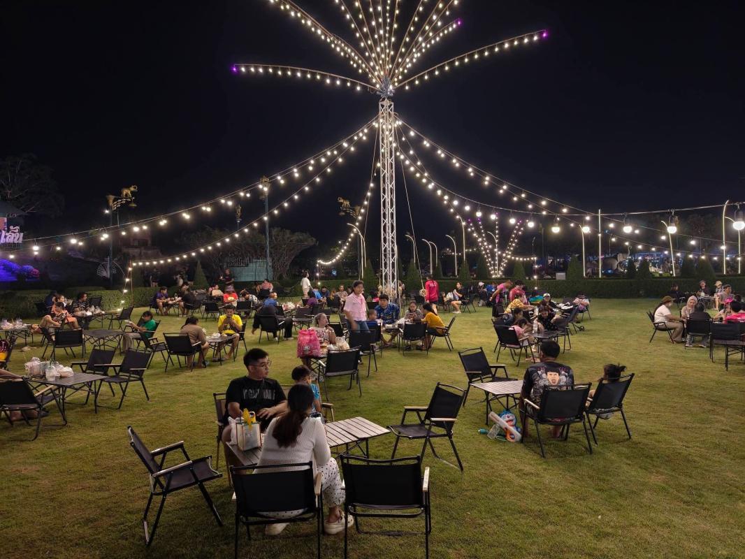 ??ประเดิม &ldquo;วันไหลอ่างทอง @หนองเจ็ดเส้น&rdquo; สานต่อความสนุกสงกรานต์ จัดเต็ม&lsquo;ถนนรวงข้าว&rsquo; ทั้งดี.เจ.-อุโมงค์น้ำ 