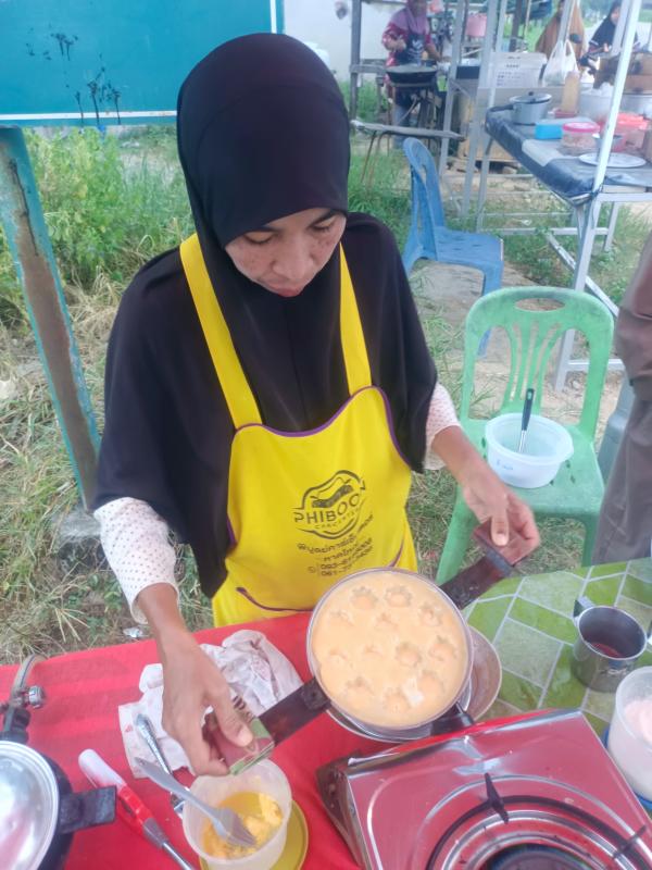 ชวนลิ้มลอง "ขนมราง"  ขนมพื้นถิ่นที่บ้านควนปลายน้ำ หาดใหญ่