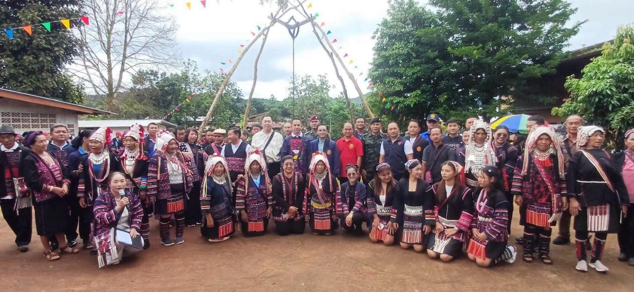 คึกคัก! ชาวไทย–ต่างชาติร่วมประเพณีปีใหม่อาข่า–โล้ชิงช้า บ้านร่มเกล้าเจริญสุข สืบสานอัตลักษณ์ชาติพันธุ์ ส่งต่อวัฒนธรรมจากรุ่นสู่รุ่น