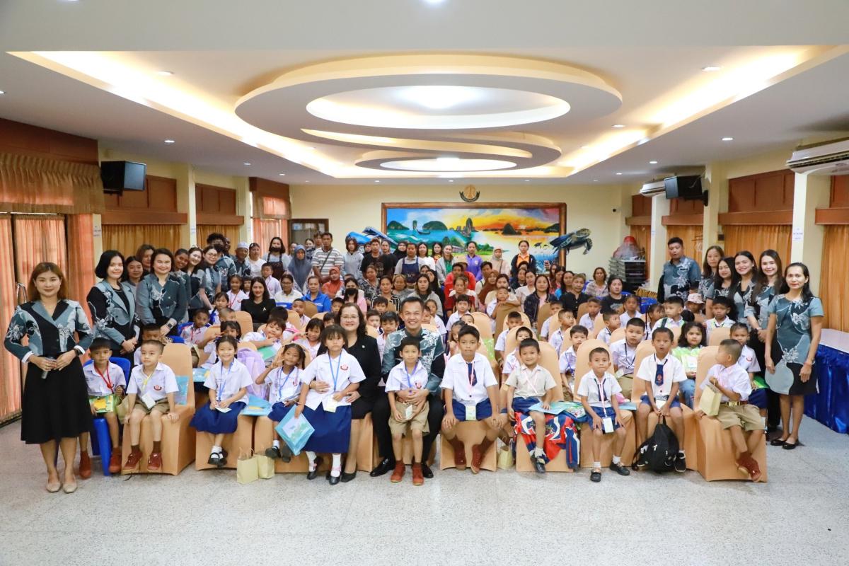 พังงา&ndash;โรงเรียนบ้านทุ่งเจดีย์ เปิดค่ายภาษา &ldquo;Mini English, Chinese and Thai Camp For Kids&rdquo; เสริมทักษะนักเรียน ป.1 เน้นการสื่อสาร 3 ภาษา
