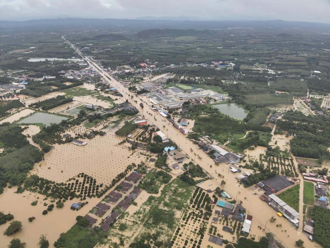 รายงานสถานการณ์น้ำ แยกประแสร์ถึงแยกทุ่งควายกิน เทศบาลทุ่งควายกิน อ.แกลง จ.ระยอง 