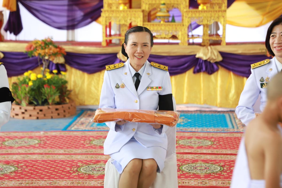 เฉลิมพระเกียรติพระบาทสมเด็จพระเจ้าอยู่หัว เนื่องในโอกาสมหามงคลเฉลิมพระชนมพรรษา 74 พรรษา และเฉลิมพระเกียรติสมเด็จพระกนิษฐาธิราชเจ้า กรมสมเด็จพระเทพรัตนราชสุดาฯ สยามบรมราชกุมารี เนื่องในโอกาสเฉลิมพระชนมพรรษา 71 พรรษา ณ วัดศรีกุญชร ต.ยางช้าย อ.โพธิ์ทอง