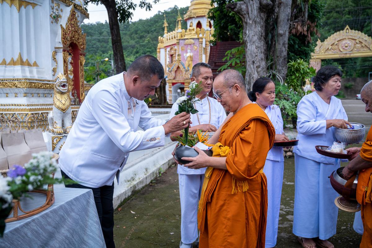 ปฏิบัติธรรมวันธรรมสวนะ วัดปางหมู แม่ฮ่องสอน