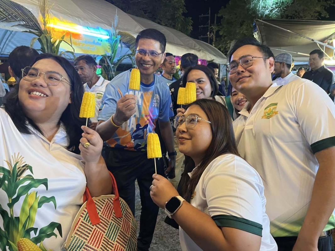 พ่อเมืองสตูล เปิดงาน ข้าวโพดหวานฯสตูล&lsquo;15