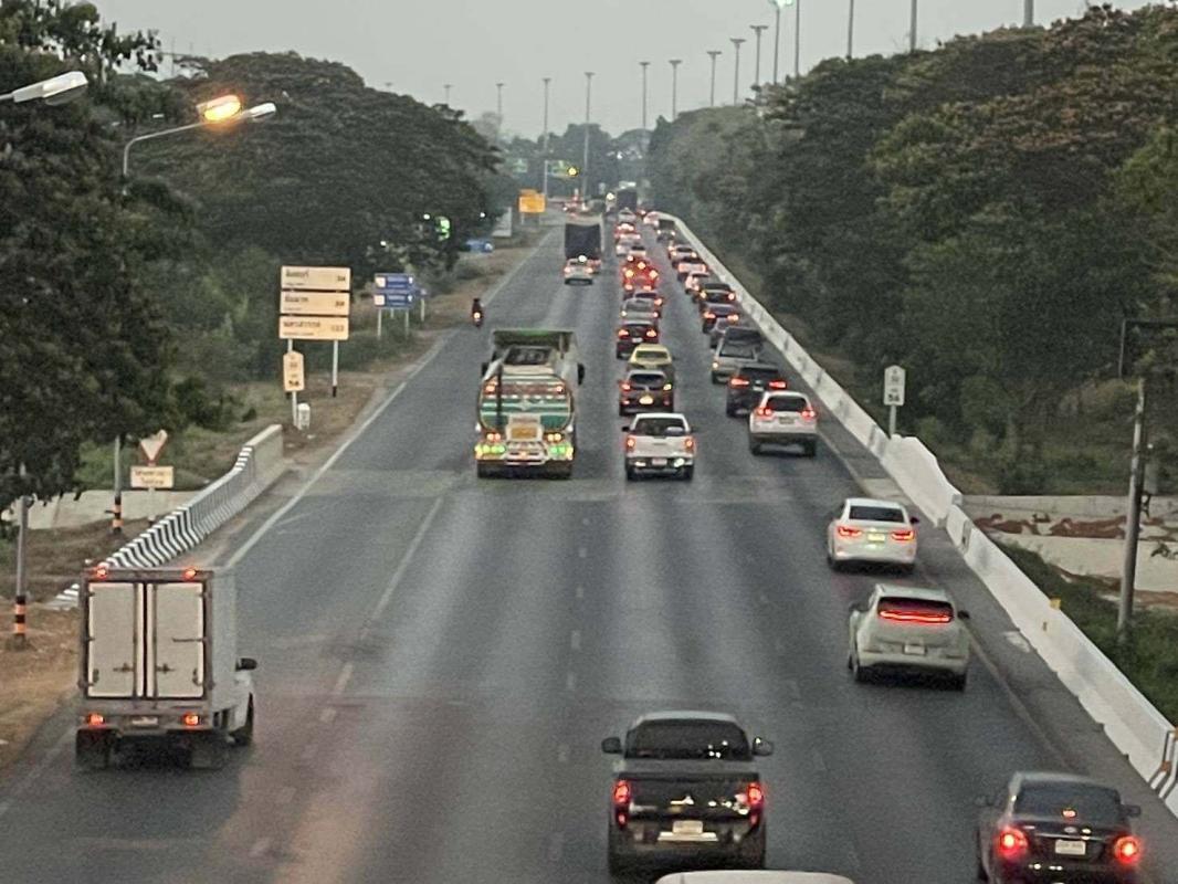 @@ กลับบ้าน ปลอดภัย กันนะ ?&zwj;♂️