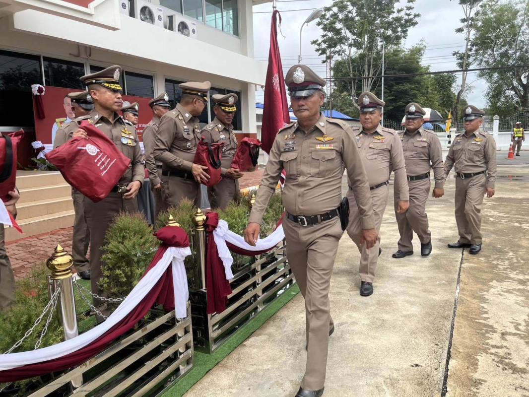 แรงเสริม ตำรวจทำดี