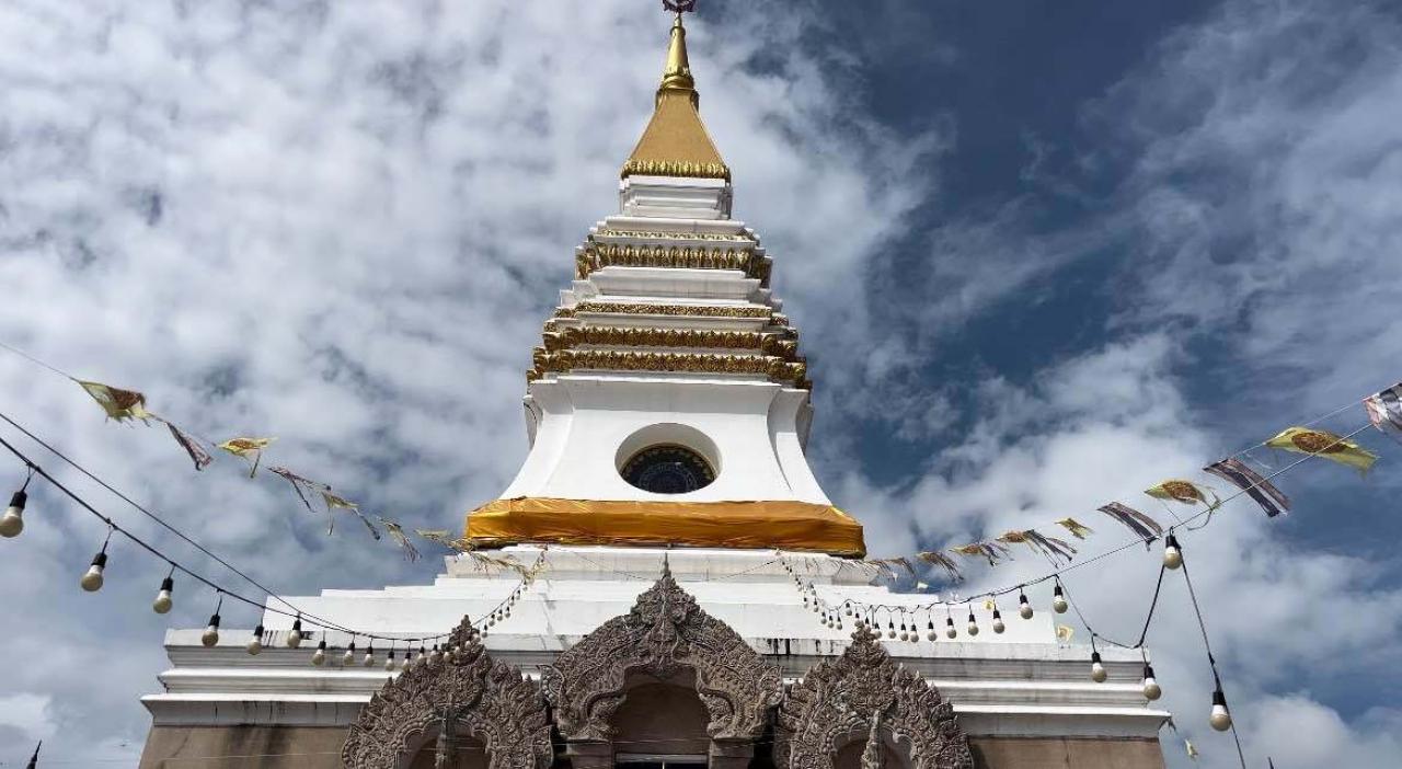 The interview in Phrathat La Nong