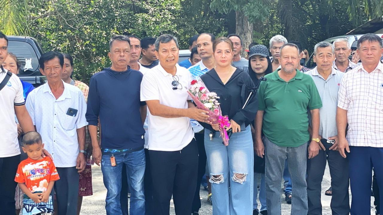 พังงา-กำนันชื่อดังขอความเป็นธรรมหลังถูกโซเชียลกล่าวหาบุกรุกป่าสงวนและที่สาธารณะ ทำเสี่อมเสียชื่อเสียง ร้องตรวจสอบการบุกรุกป่าสงวนและที่สาธารณะทั้งอำเภอ